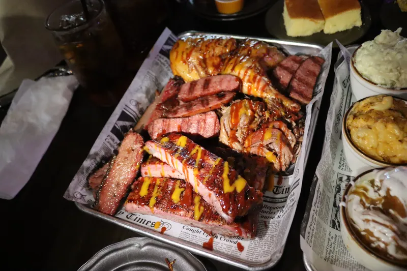 Four Smokes BBQ